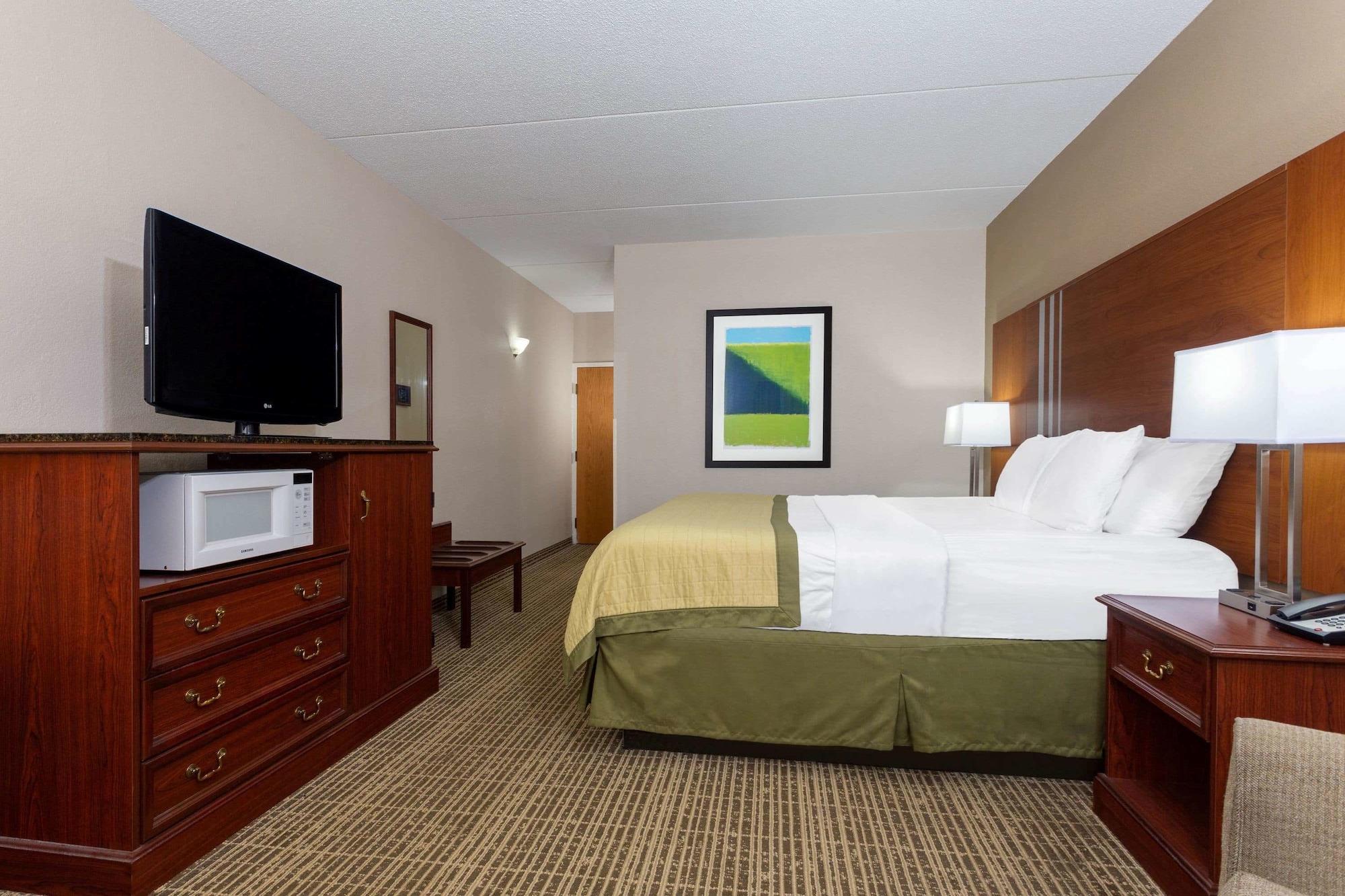 Hotel Baymont By Wyndham Elkhart Exteriér fotografie